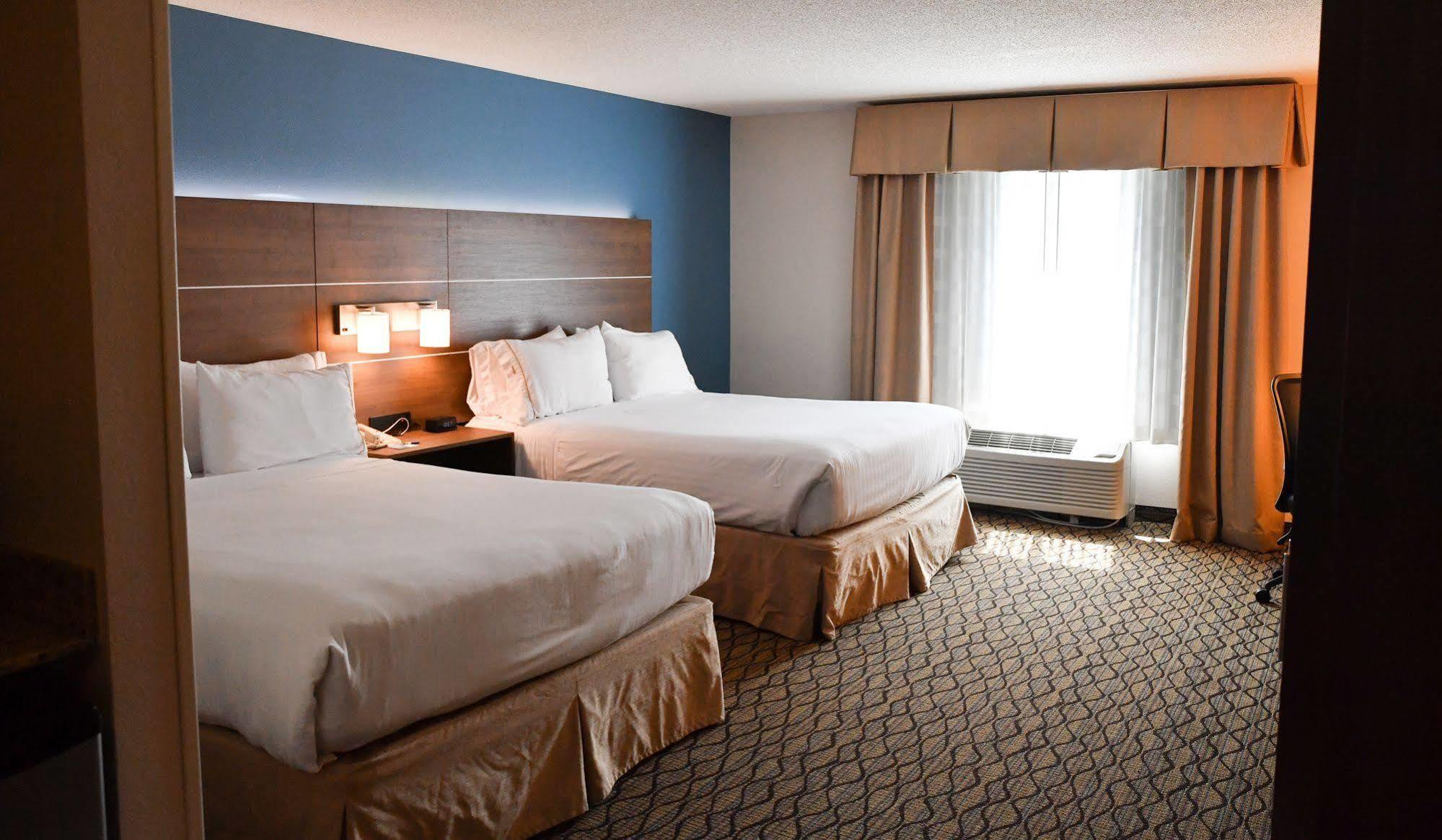 Holiday Inn Express Hotel & Suites - Concord By Ihg Kannapolis Exterior photo